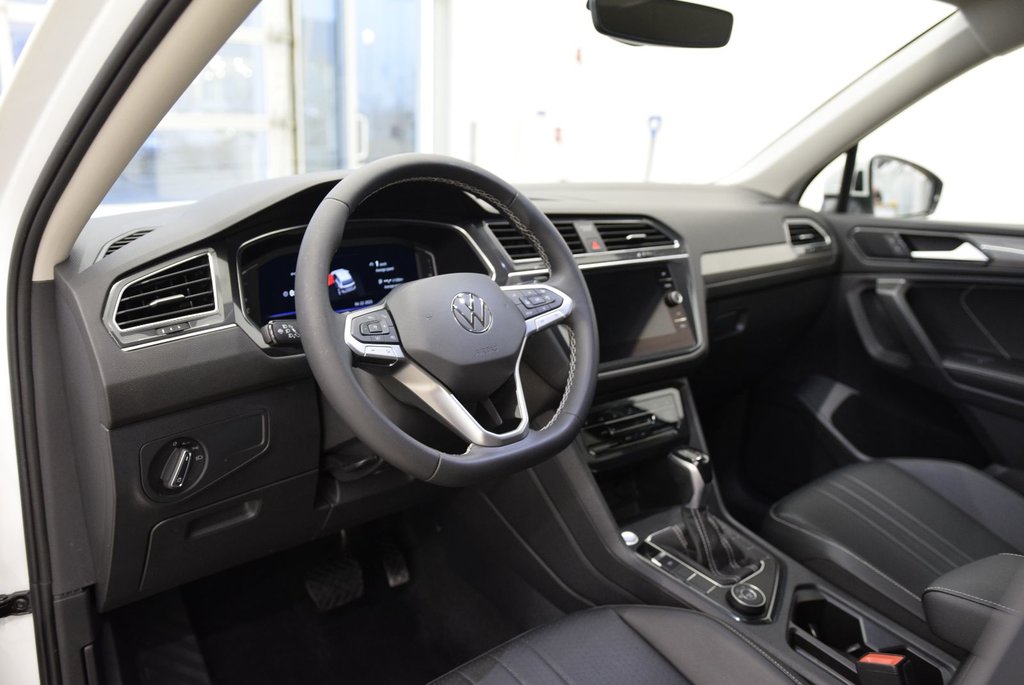 2022 Volkswagen Tiguan COMFORTLINE+CUIR+AWD+WOW in Laval, Quebec - 8 - w1024h768px