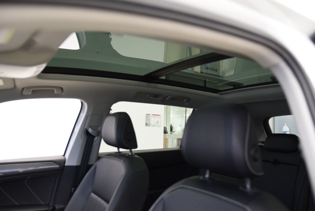 Volkswagen Tiguan COMFORTLINE+TOIT PANO+AWD 2022 à Laval, Québec - 9 - w1024h768px