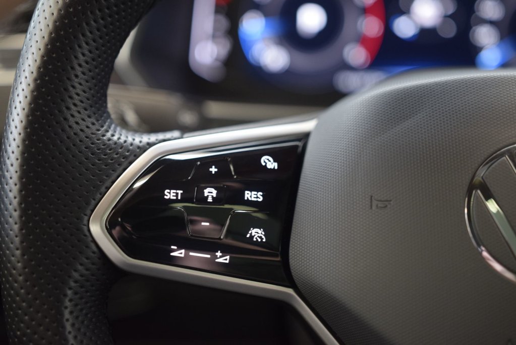 Volkswagen Tiguan HIGHLINE+R LINE+CUIR+TOIT+ 2022 à Laval, Québec - 23 - w1024h768px