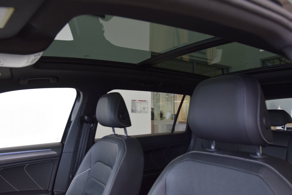 Volkswagen Tiguan HIGHLINE+R LINE+CUIR+TOIT+ 2022 à Laval, Québec - 8 - w1024h768px
