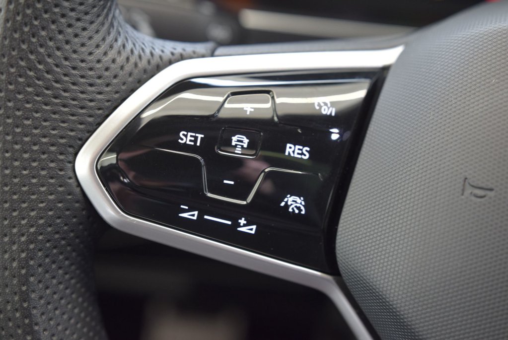 Volkswagen Tiguan HIGHLINE+R LINE+CUIR+TOIT 2022 à Laval, Québec - 20 - w1024h768px