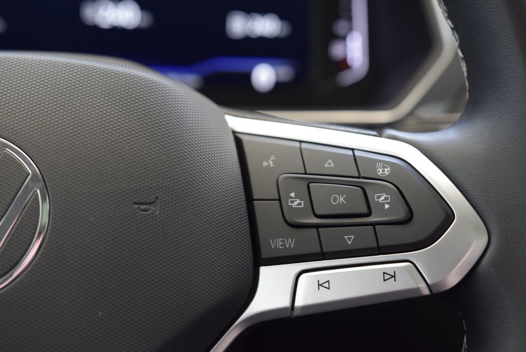 2022 Volkswagen Tiguan COMFORTLINE+TOIT PANO+AWD in Laval, Quebec - 26 - w1024h768px