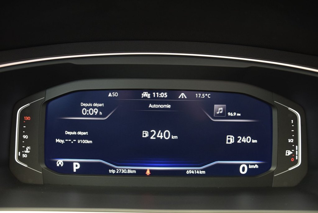 2022 Volkswagen Tiguan COMFORTLINE+TOIT PANO+AWD in Laval, Quebec - 27 - w1024h768px
