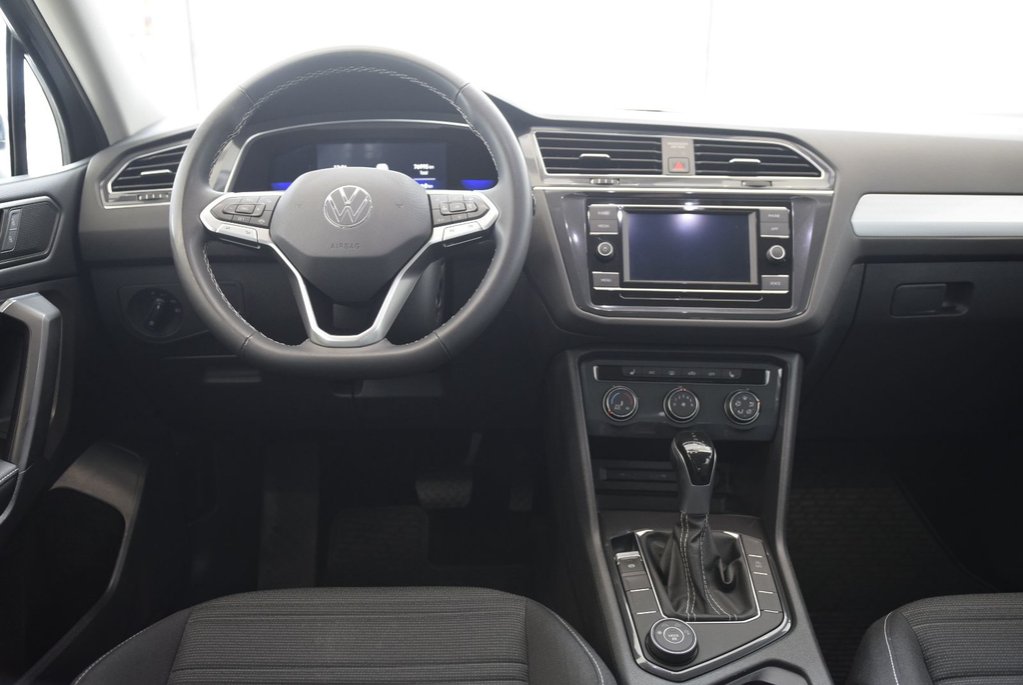 2022 Volkswagen Tiguan TRENDLINE+AWD+4MOTION+MAGS+CAMERA in Laval, Quebec - 8 - w1024h768px