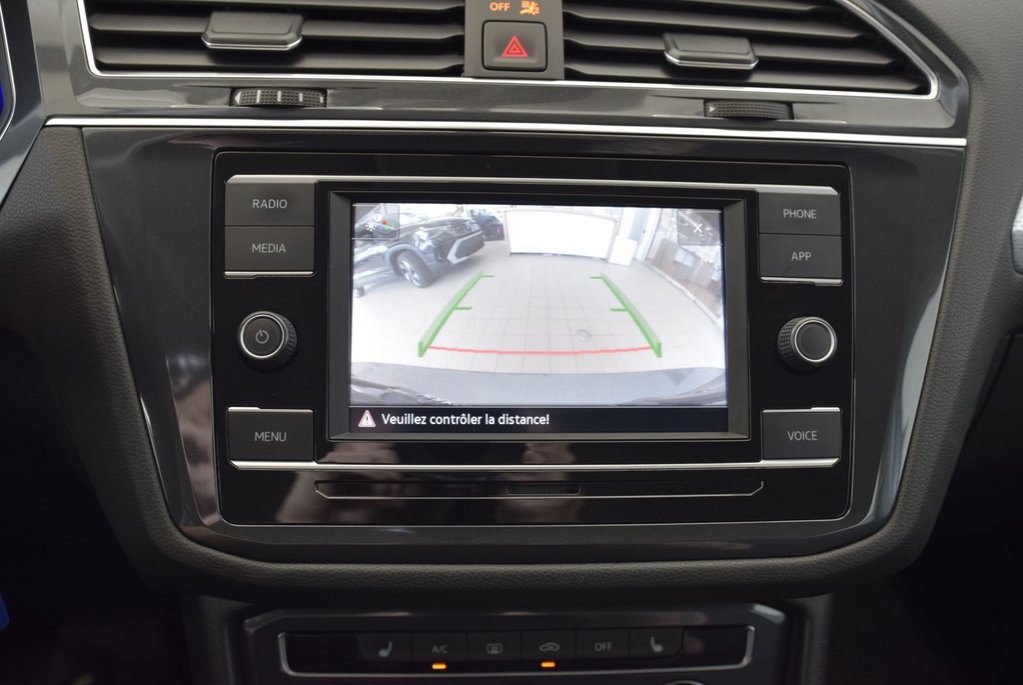 2022 Volkswagen Tiguan TRENDLINE+AWD+4MOTION+MAGS+CAMERA in Laval, Quebec - 27 - w1024h768px