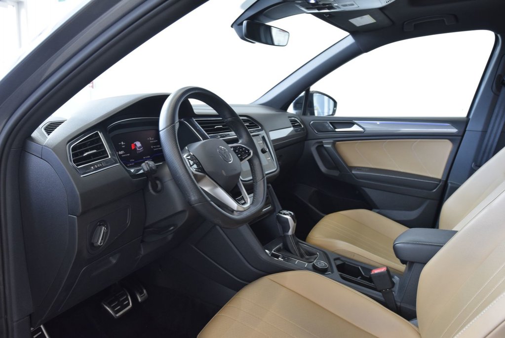 Volkswagen Tiguan COMFORTLINE+BLACK PACKAGE 2022 à Laval, Québec - 9 - w1024h768px