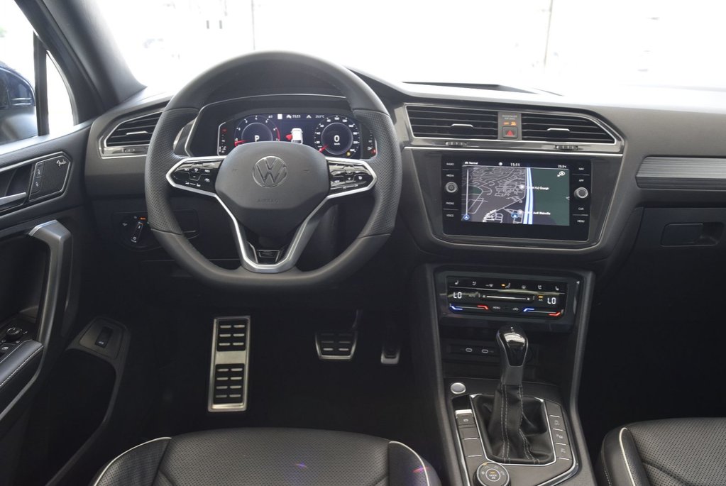 Volkswagen Tiguan HIGHLINE+R LINE+CUIR+TOIT 2022 à Laval, Québec - 23 - w1024h768px