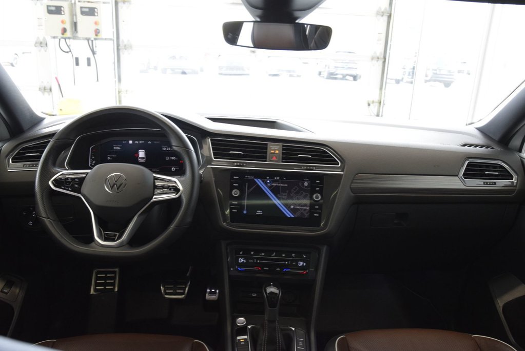 Volkswagen Tiguan HIGHLINE+R LINE+CUIR+TOIT+ 2023 à Laval, Québec - 22 - w1024h768px