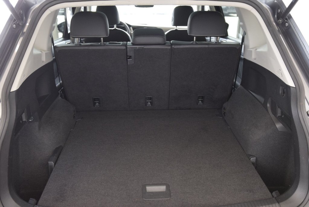 2023 Volkswagen Tiguan COMFORTLINE+TOIT PANO+AWD in Laval, Quebec - 18 - w1024h768px