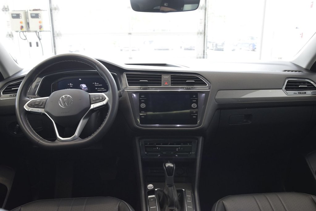 2023 Volkswagen Tiguan COMFORTLINE+TOIT PANO+AWD in Laval, Quebec - 21 - w1024h768px