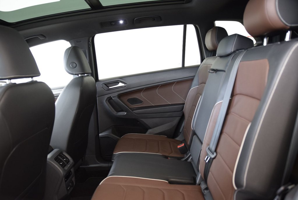 Volkswagen Tiguan HIGHLINE+R LINE+7 PASSAGERS 2023 à Laval, Québec - 26 - w1024h768px