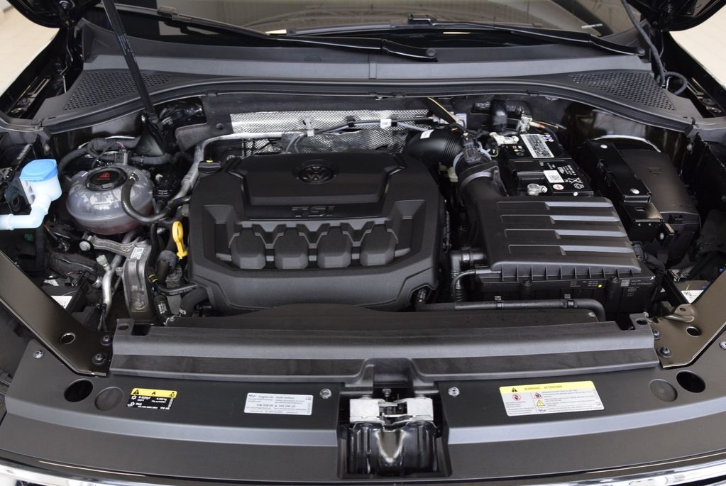 Volkswagen Tiguan HIGHLINE+R LINE+7 PASSAGERS 2023 à Laval, Québec - 16 - w1024h768px