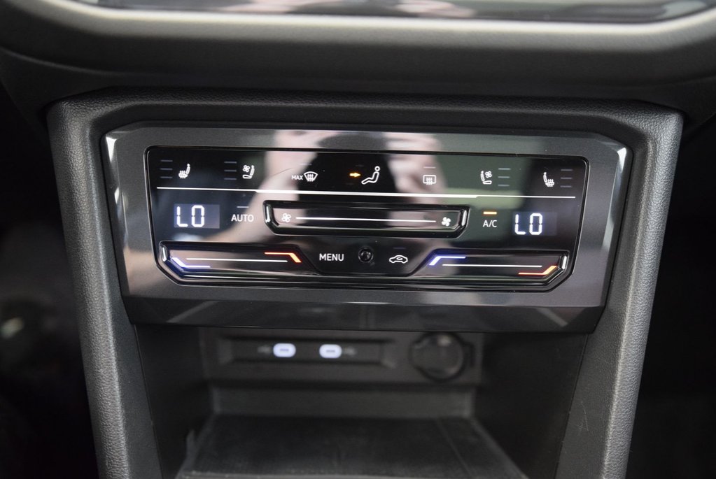 Volkswagen Tiguan HIGHLINE+R LINE+7 PASSAGERS 2023 à Laval, Québec - 35 - w1024h768px