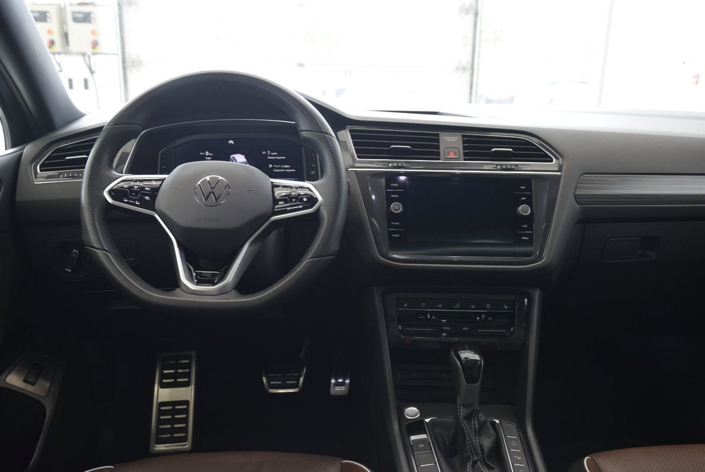 Volkswagen Tiguan HIGHLINE+R LINE+7 PASSAGERS 2023 à Laval, Québec - 28 - w1024h768px