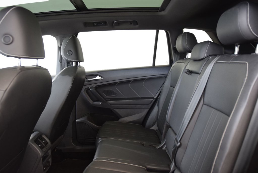 Volkswagen Tiguan COMFORTLINE+BLACK PACKAGE 2023 à Laval, Québec - 21 - w1024h768px