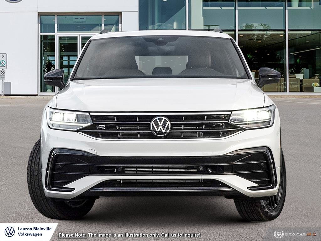 2024  Tiguan Comfortline R-Line Black Edition in Laval, Quebec - 2 - w1024h768px