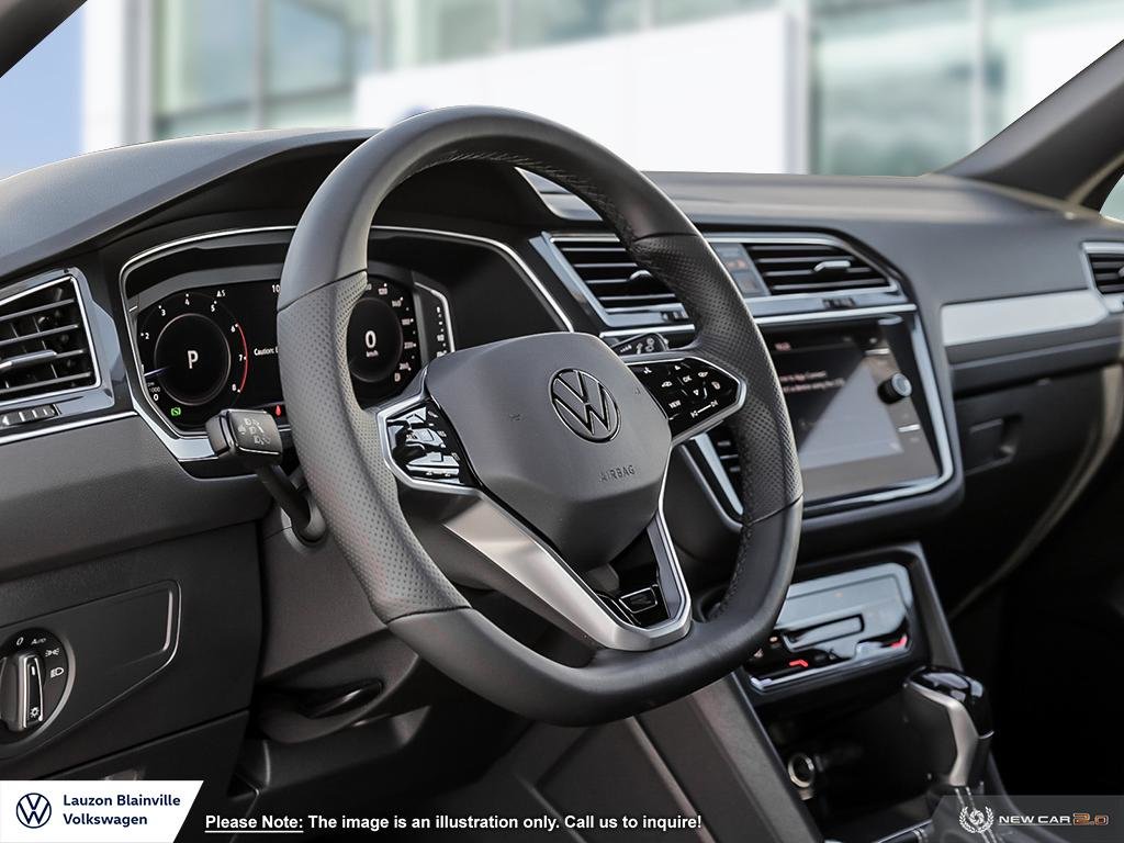 2024  Tiguan Comfortline R-Line Black Edition in Laval, Quebec - 11 - w1024h768px