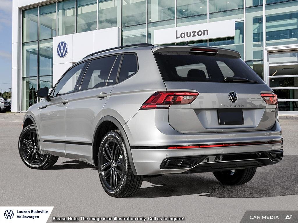 Volkswagen Tiguan Comfortline R-Line Black Edition 2024 à Laval, Québec - 4 - w1024h768px