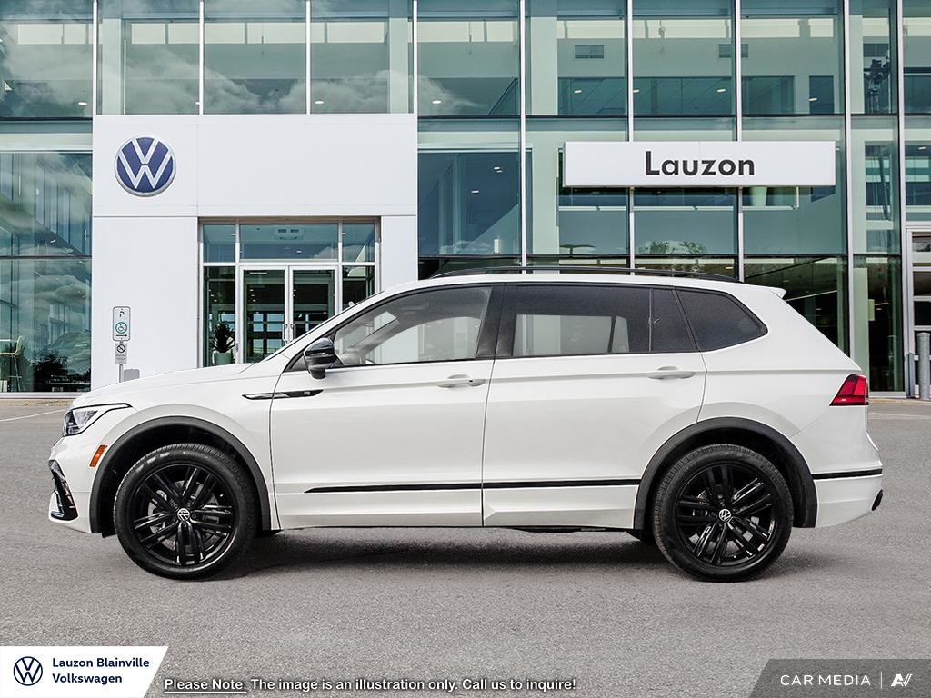 Volkswagen Tiguan Comfortline R-Line Black Edition 2024 à Laval, Québec - 3 - w1024h768px