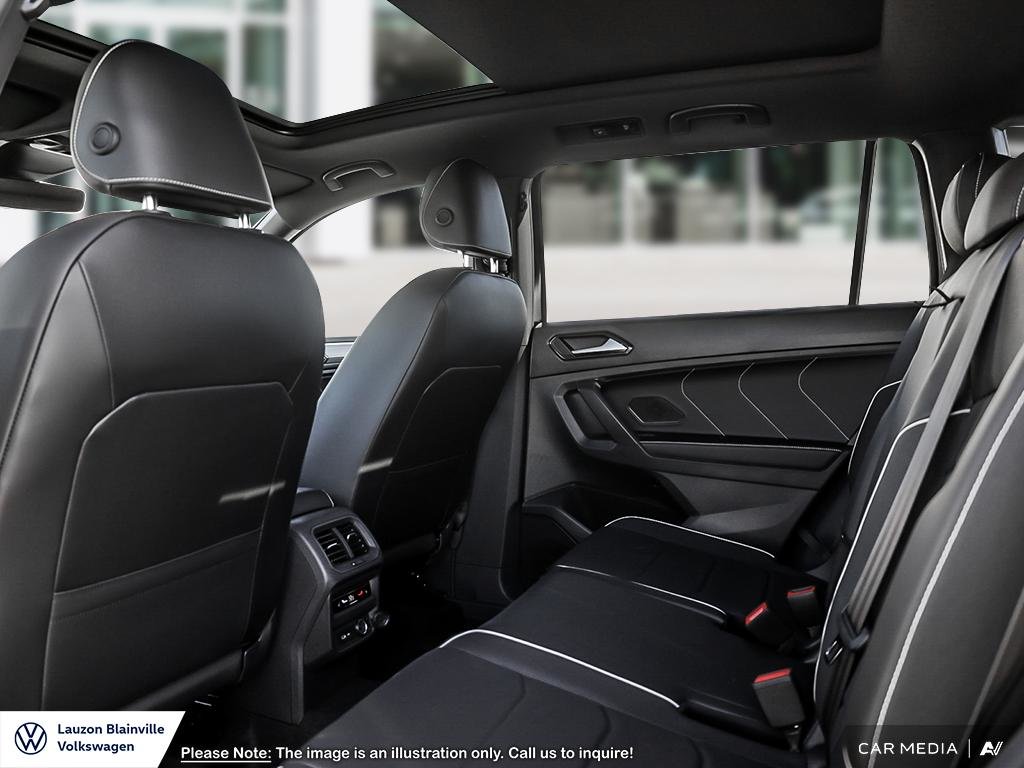 Volkswagen Tiguan Highline R-Line 2024 à Laval, Québec - 21 - w1024h768px