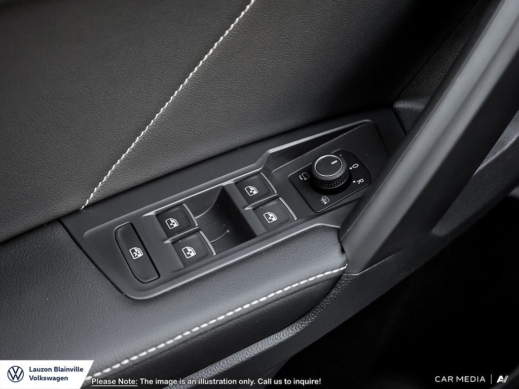 Volkswagen Tiguan Highline R-Line 2024 à Laval, Québec - 16 - w1024h768px