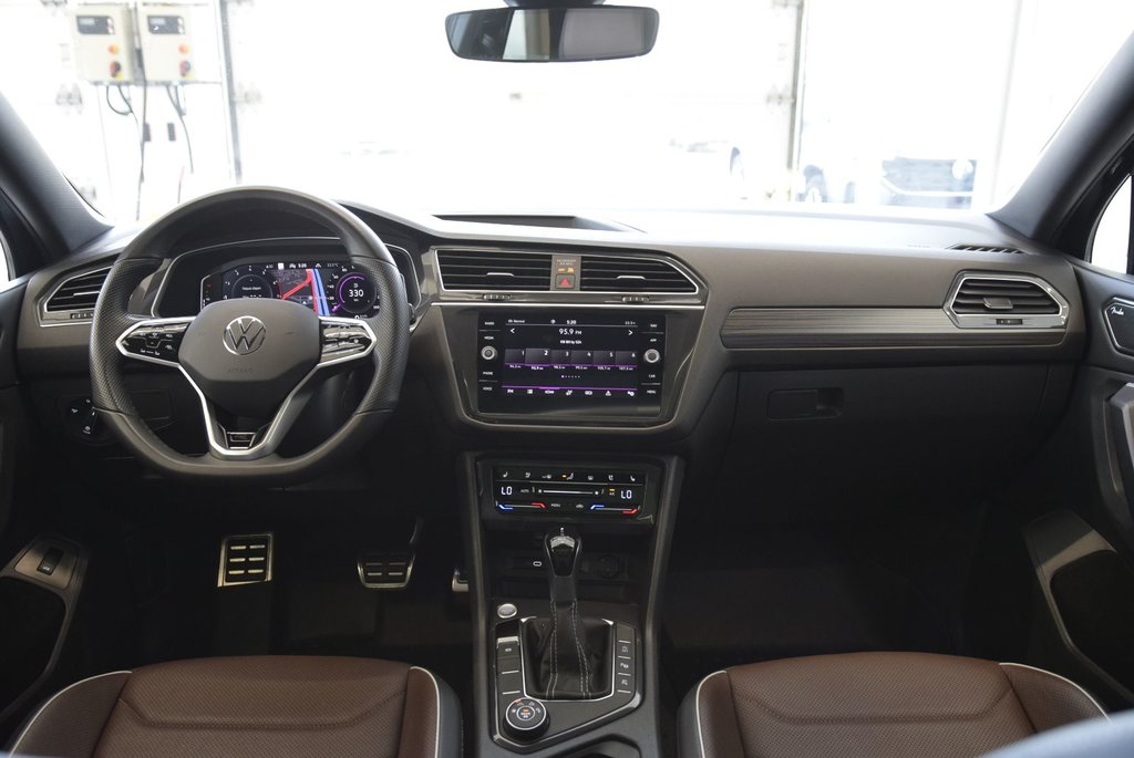 Volkswagen Tiguan HIGHLINE+R LINE+8 PNEUS 8 MAGS 2024 à Laval, Québec - 22 - w1024h768px