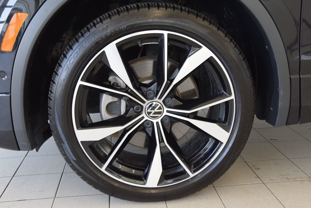 Volkswagen Tiguan HIGHLINE+R LINE+8 PNEUS 8 MAGS 2024 à Laval, Québec - 7 - w1024h768px