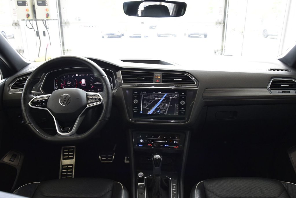 Volkswagen Tiguan HIGHLINE+R LINE+7 PASSAGERS 2024 à Laval, Québec - 21 - w1024h768px