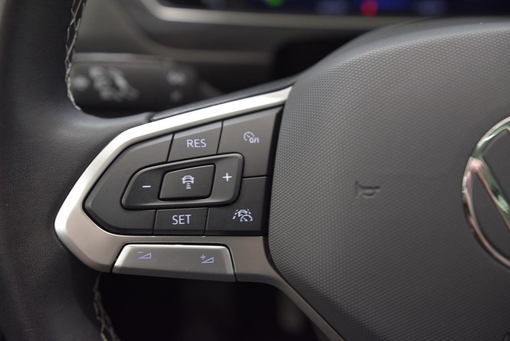 Volkswagen Tiguan COMFORTLINE+TOIT PANO+AWD 2024 à Laval, Québec - 24 - w1024h768px
