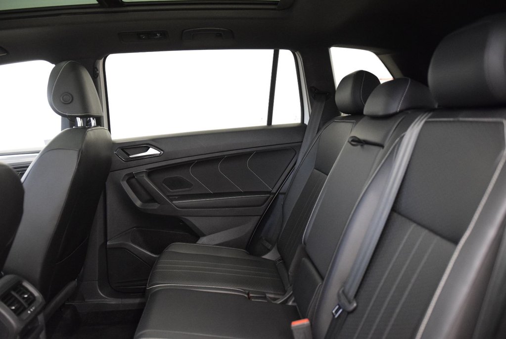 Volkswagen Tiguan COMFORTLINE+BLACK EDITION 2024 à Laval, Québec - 23 - w1024h768px
