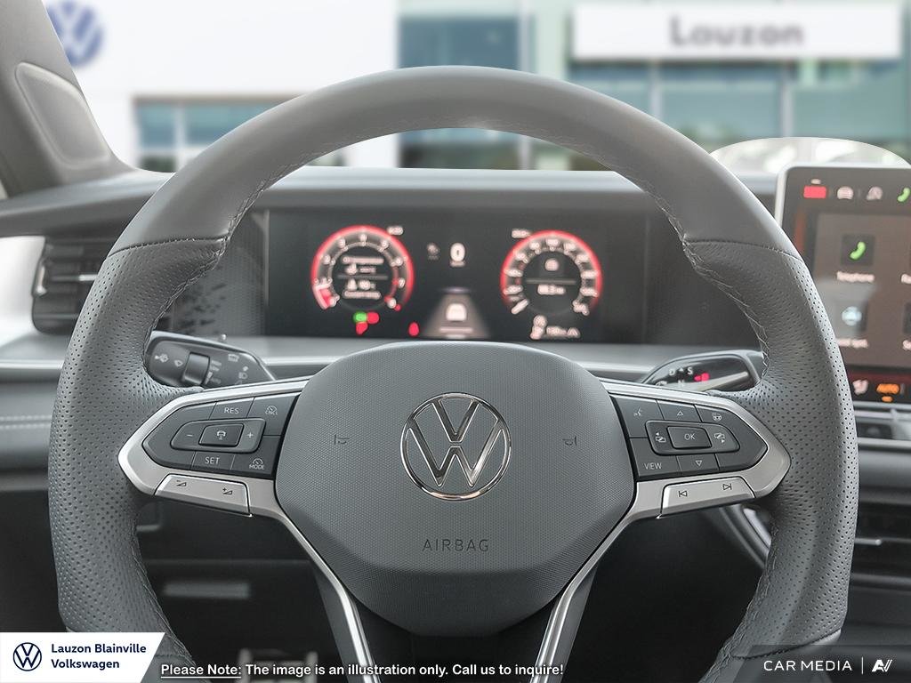 Volkswagen Tiguan Comfortline R-Line Black Edition 2025 à Laval, Québec - 13 - w1024h768px