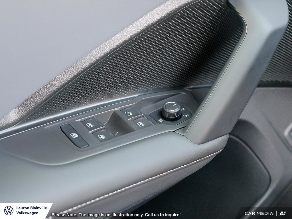 2025 Volkswagen Tiguan Comfortline R-Line Black Edition in Laval, Quebec - 16 - w1024h768px