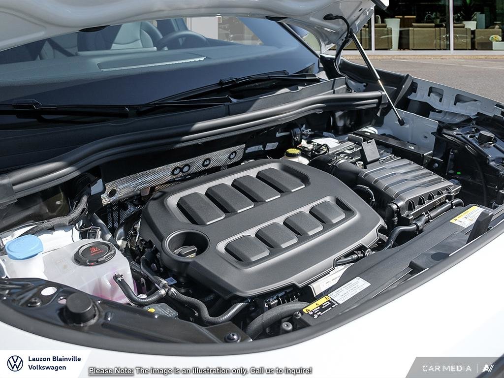 2025 Volkswagen Tiguan Comfortline R-Line Black Edition in Laval, Quebec - 6 - w1024h768px