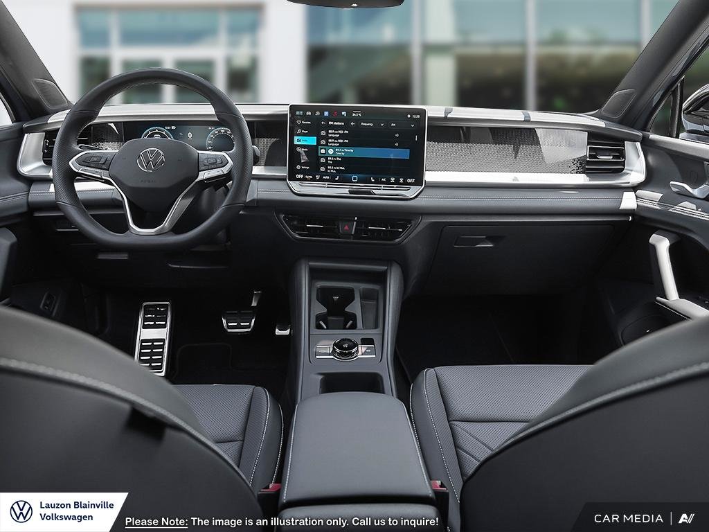 Volkswagen Tiguan Comfortline R-Line Black Edition 2025 à Laval, Québec - 20 - w1024h768px