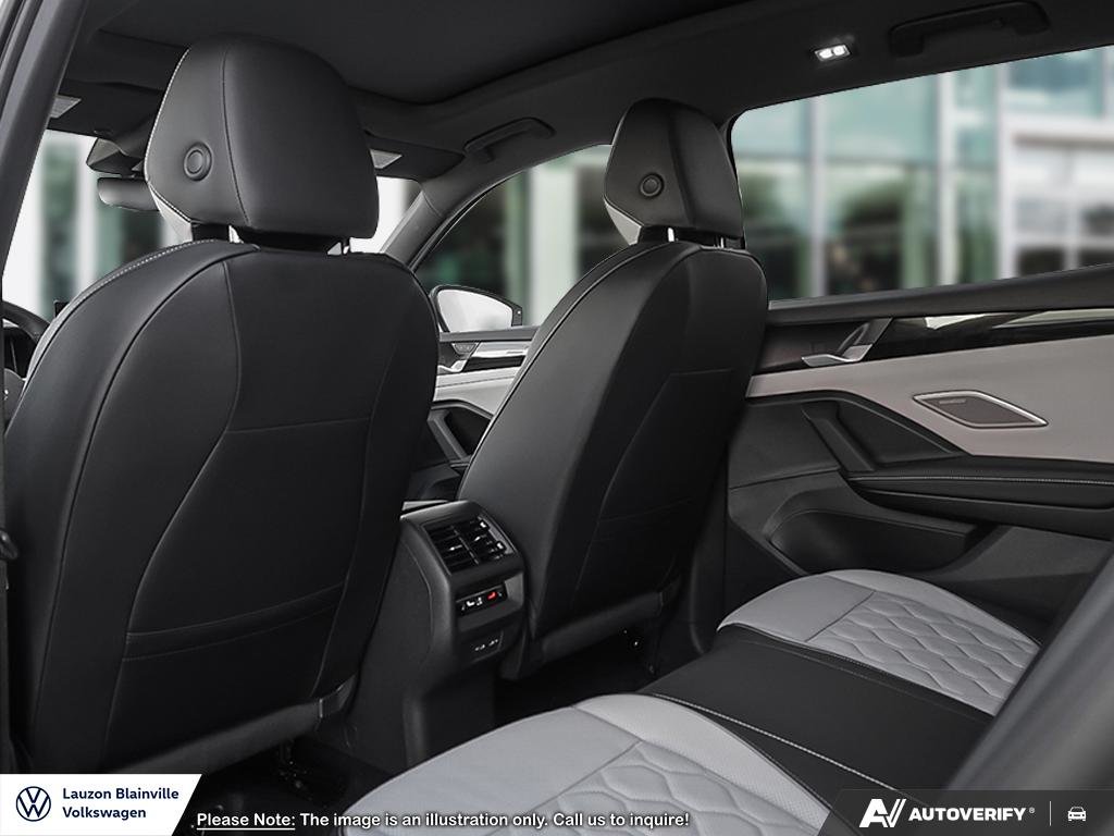 2025 Volkswagen Tiguan Highline R-Line in Laval, Quebec - 21 - w1024h768px