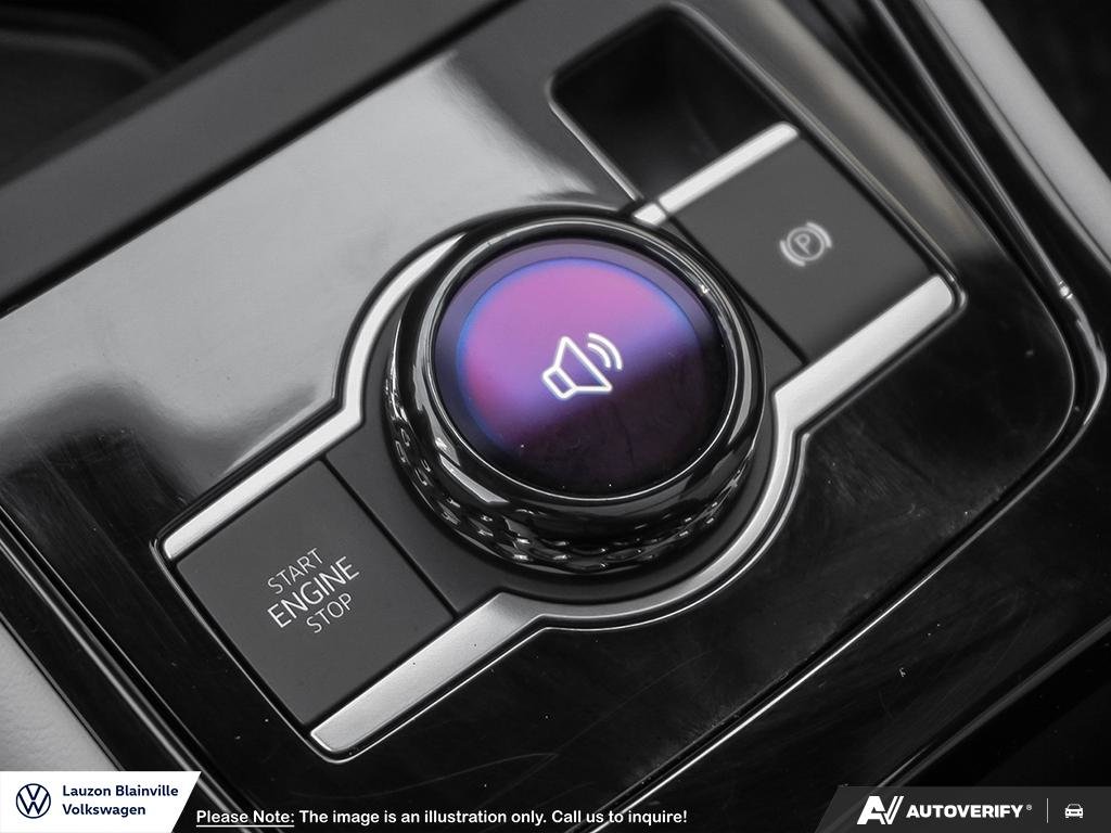2025 Volkswagen Tiguan Highline R-Line in Laval, Quebec - 24 - w1024h768px