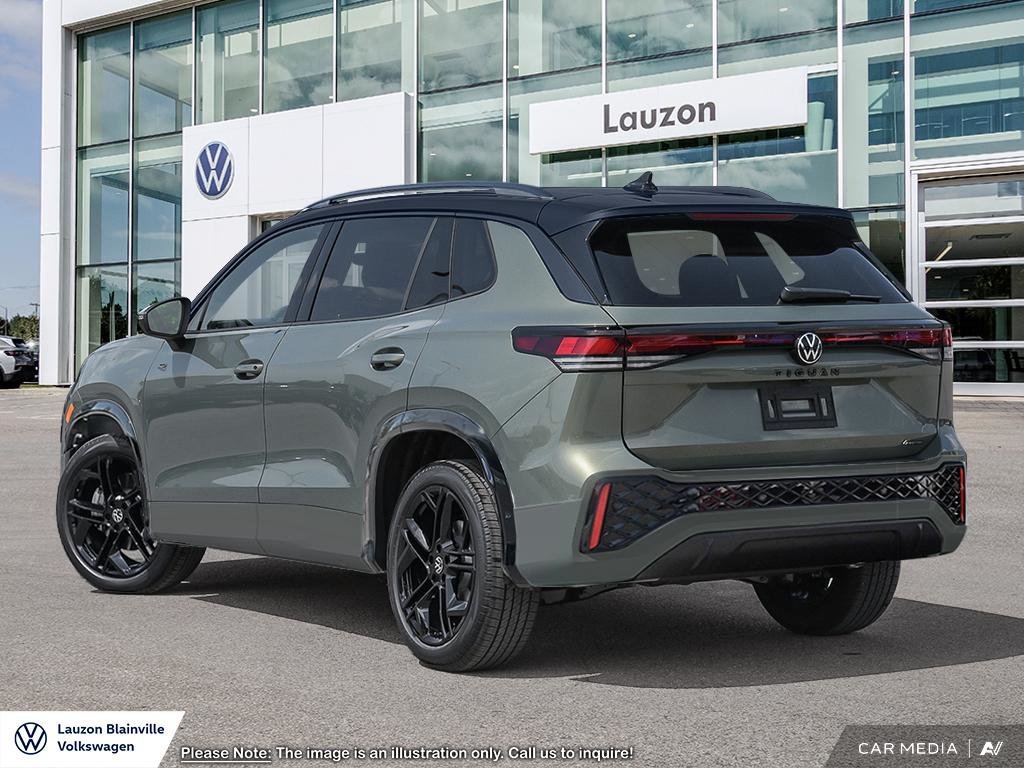 Volkswagen Tiguan Comfortline R-Line Black Edition 2025 à Laval, Québec - 4 - w1024h768px