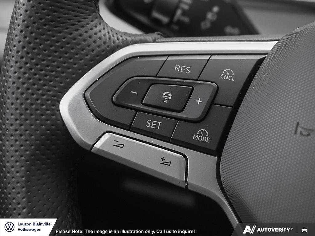 2025 Volkswagen Tiguan Highline R-Line in Laval, Quebec - 15 - w1024h768px