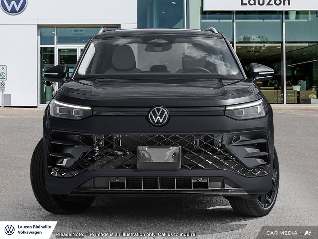 Volkswagen Tiguan Comfortline R-Line Black Edition 2025 à Laval, Québec - 2 - w1024h768px