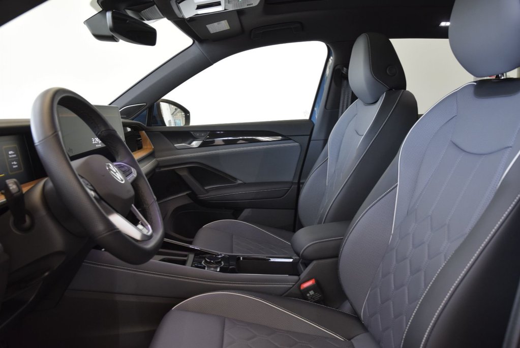 2025 Volkswagen Tiguan HIGHLINE+R LINE+TOIT+CUIR+ in Laval, Quebec - 19 - w1024h768px