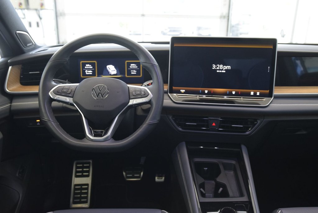 2025 Volkswagen Tiguan HIGHLINE+R LINE+TOIT+CUIR+ in Laval, Quebec - 24 - w1024h768px
