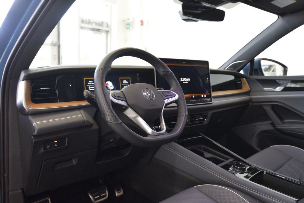 2025 Volkswagen Tiguan HIGHLINE+R LINE+TOIT+CUIR+ in Laval, Quebec - 9 - w1024h768px
