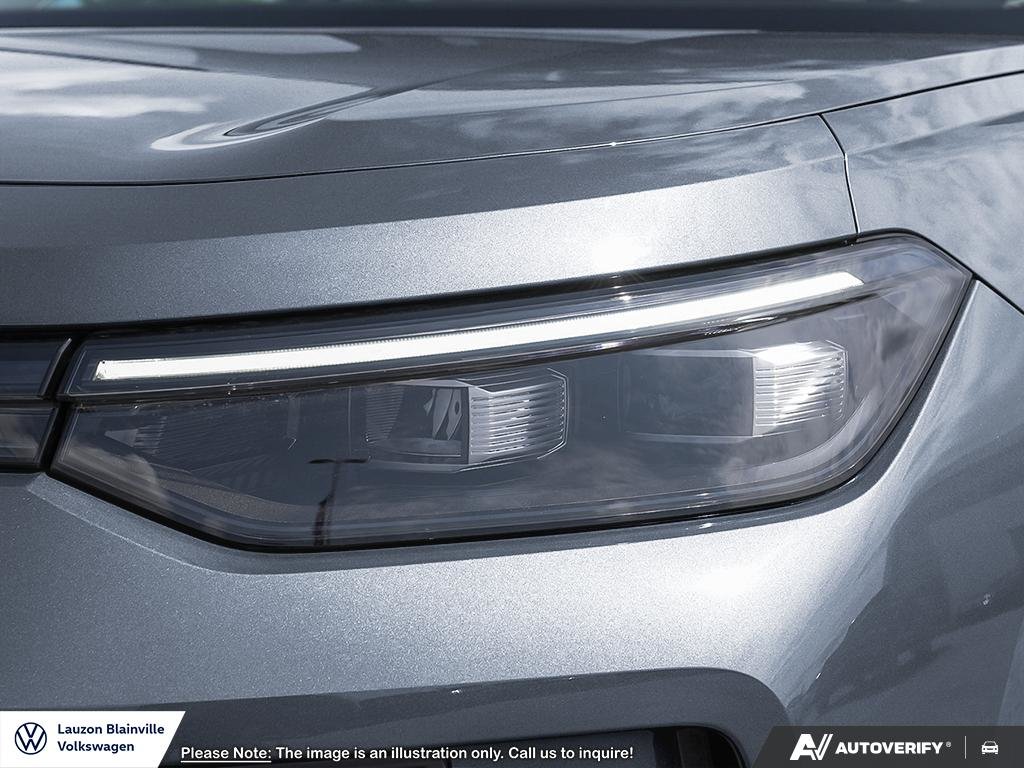 2026 Volkswagen Tiguan Comfortline R-Line Black Edition in Laval, Quebec - 7 - w1024h768px