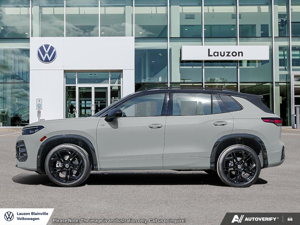 Volkswagen Tiguan Comfortline R-Line Black Edition 2026 à Laval, Québec - 3 - w1024h768px