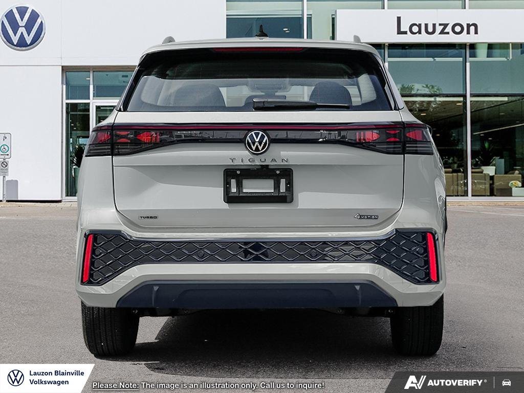 2026 Volkswagen Tiguan Highline Turbo R-Line in Laval, Quebec - 5 - w1024h768px