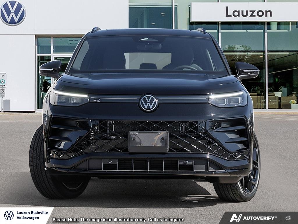 2026 Volkswagen Tiguan Comfortline R-Line Black Edition in Laval, Quebec - 2 - w1024h768px