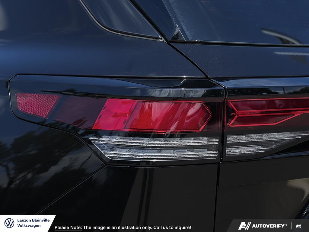 2026 Volkswagen Tiguan Comfortline R-Line Black Edition in Laval, Quebec - 10 - w1024h768px