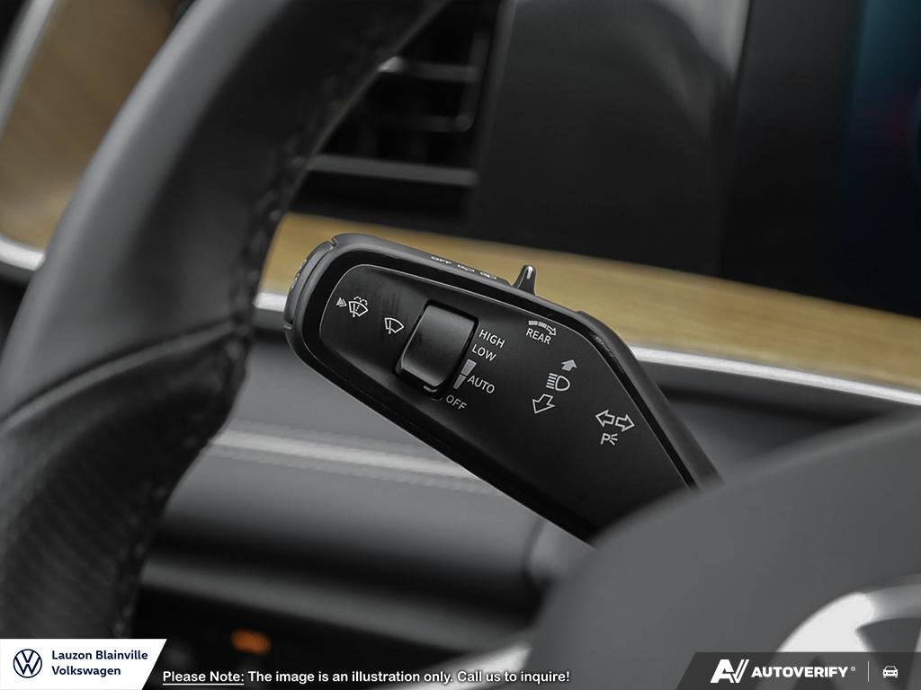 Volkswagen Tiguan Highline Turbo R-Line 2026 à Laval, Québec - 25 - w1024h768px