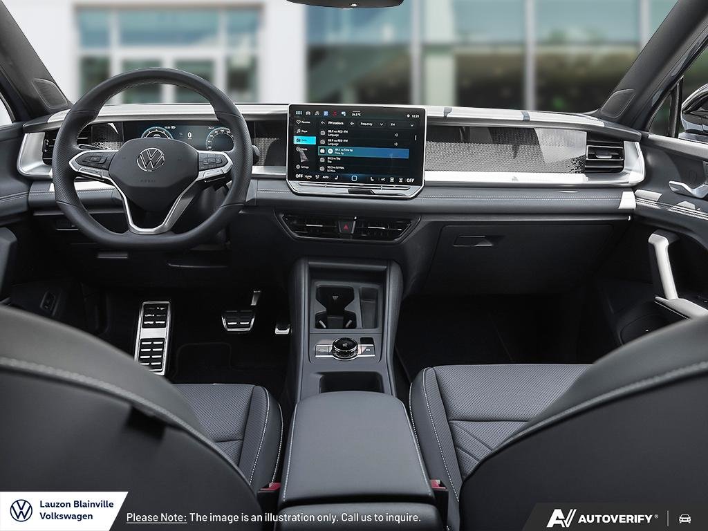 2026 Volkswagen Tiguan Comfortline R-Line Black Edition 4MOTION in Laval, Quebec - 18 - w1024h768px