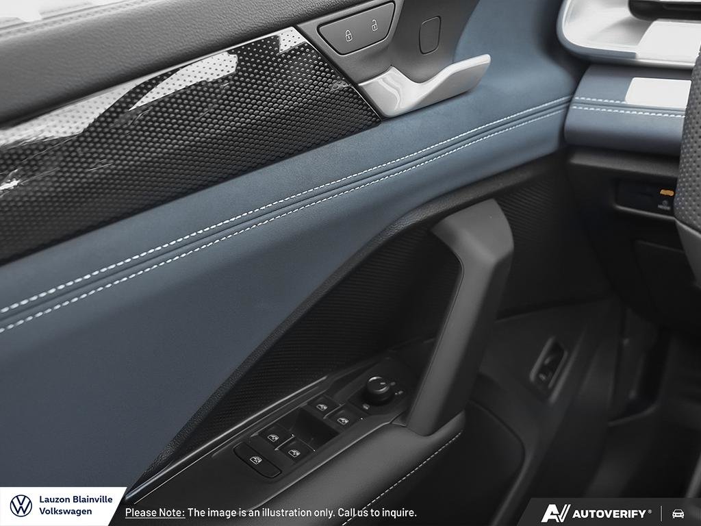 2026 Volkswagen Tiguan Comfortline R-Line Black Edition 4MOTION in Laval, Quebec - 12 - w1024h768px